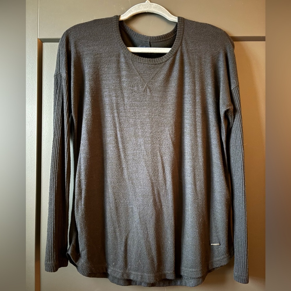 Abercrombie & Fitch Soft AF Black Sweater